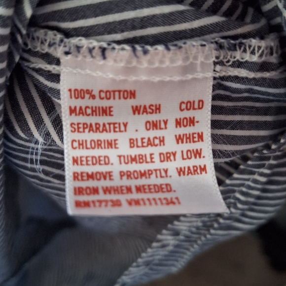 Mossimo Supply Co Pinstripe, Botton-down shirt - Picture 8 of 8